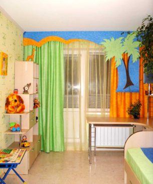 Яркие шторы с аппликацией "Пальма" для детской спальни